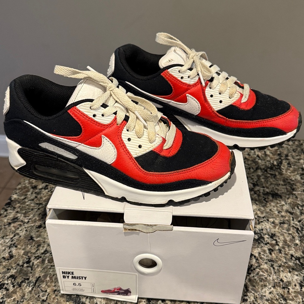 Nike Air Max 90 Black Red White Sneakers used size 6.5